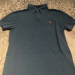 Polo shirt. Size M.